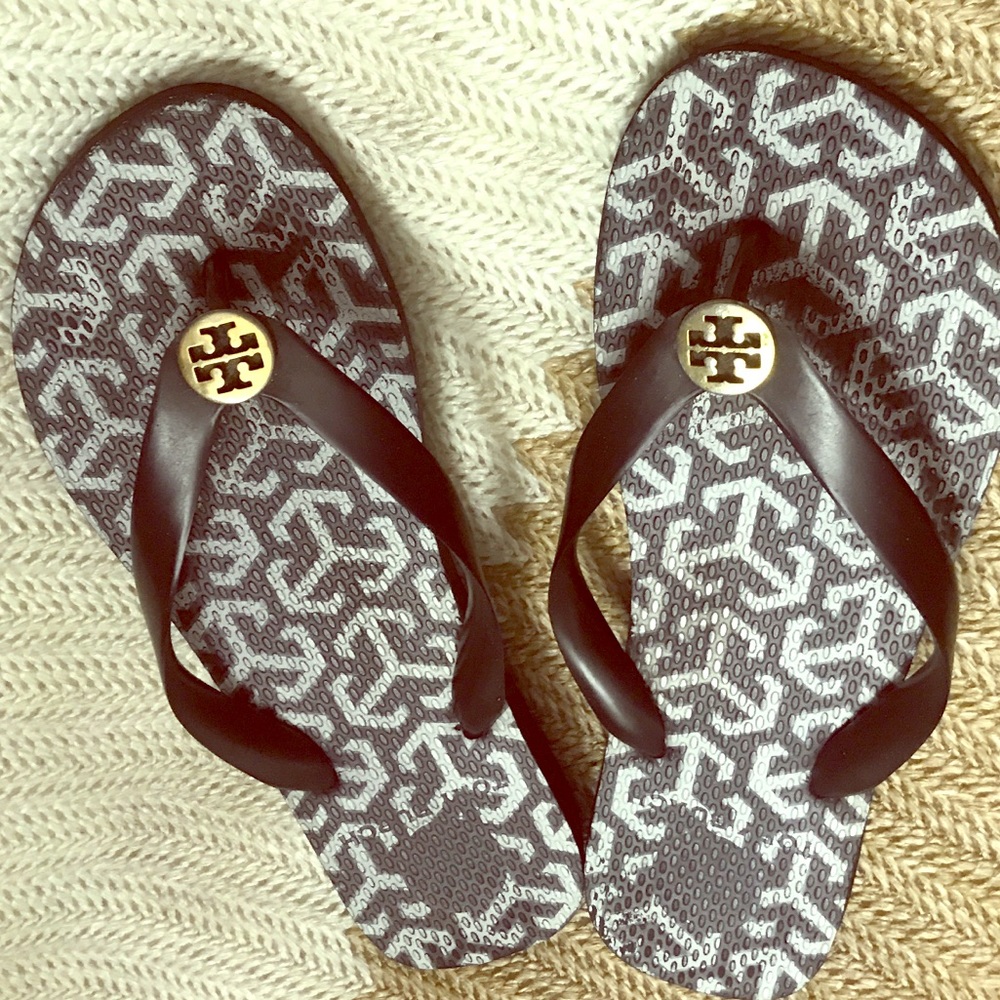Tory Burch Flip Flops size 7